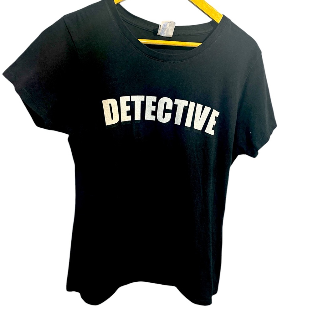 Detective T-Shirt Women’s size L